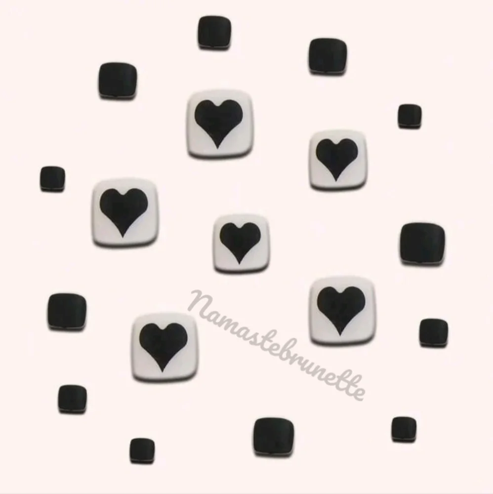 2/$16 Hearts Press On Toenails